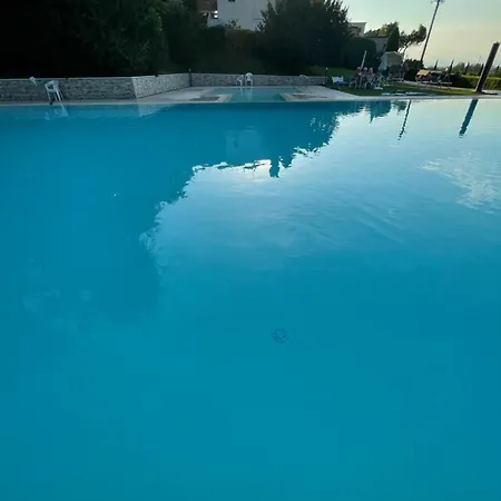 Villaggio Boschetti 10a * 페스키에라델가르다