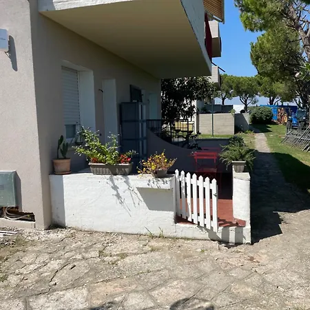 Villaggio Boschetti 10a 페스키에라델가르다