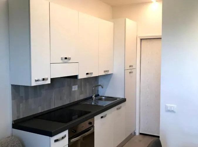 Villaggio Boschetti 10a Appartamento *
