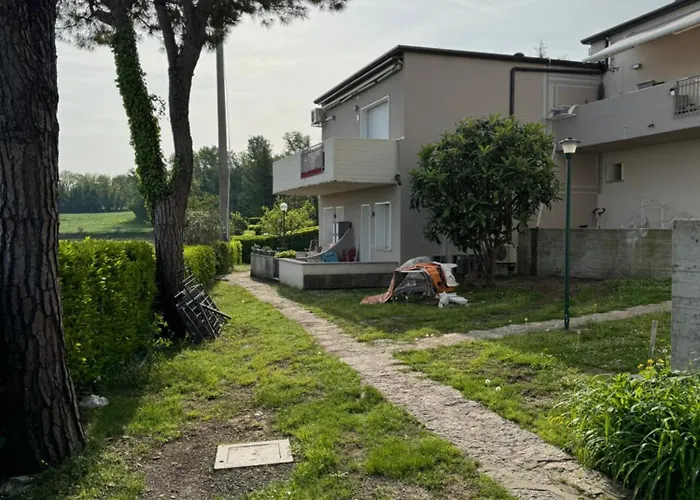 Villaggio Boschetti 10a Appartamento *
